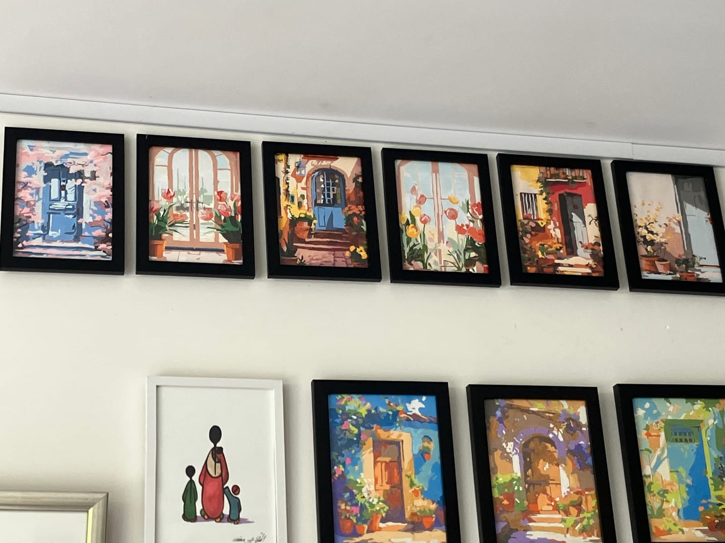 Customer photo review of 6 Mini Paintings | Kleurrijke deuren set