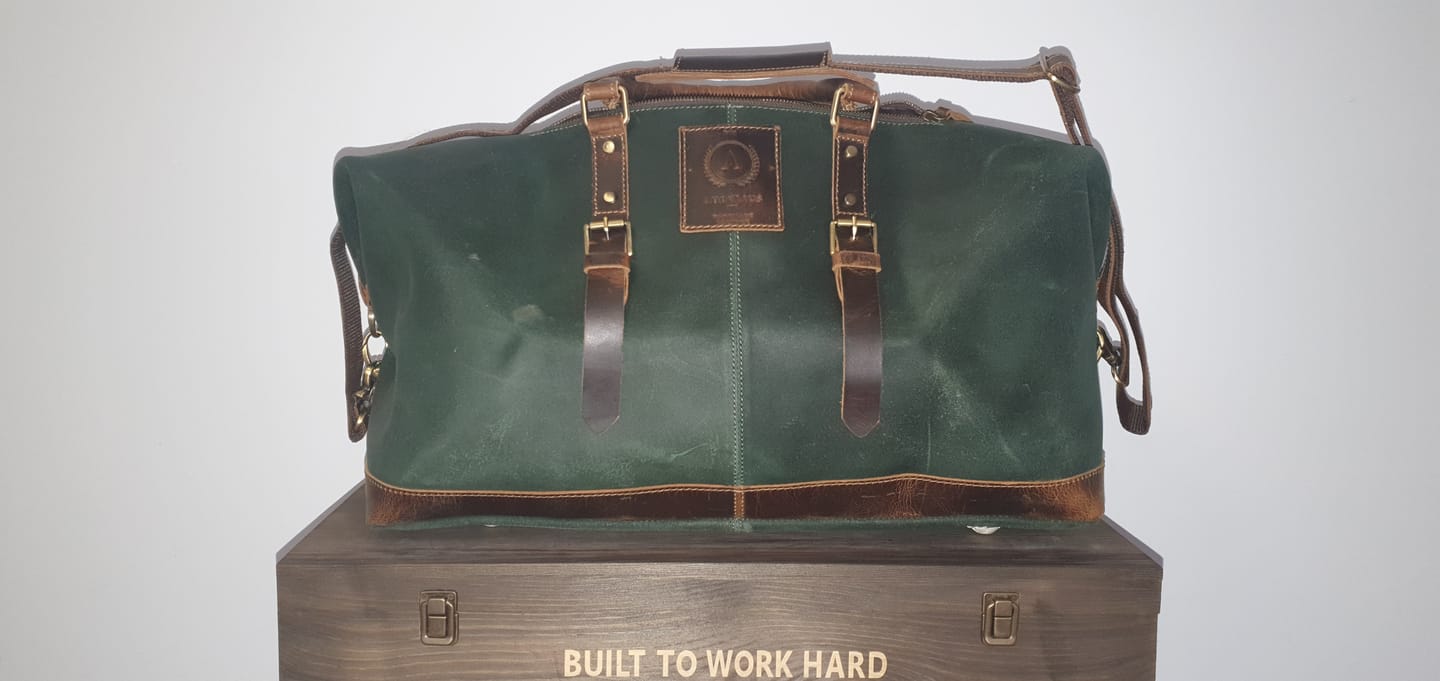 Customer photo review of Malinor Leather Weekend Bag