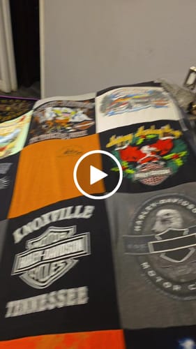 Customer video review of Project Repat T-Shirt Quilt