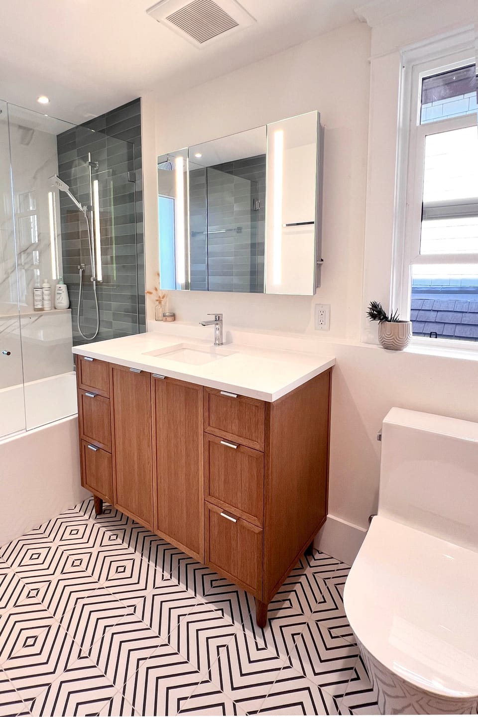 Customer photo review of Cape Breton 48" Mid Century Oak Bathroom Vanity