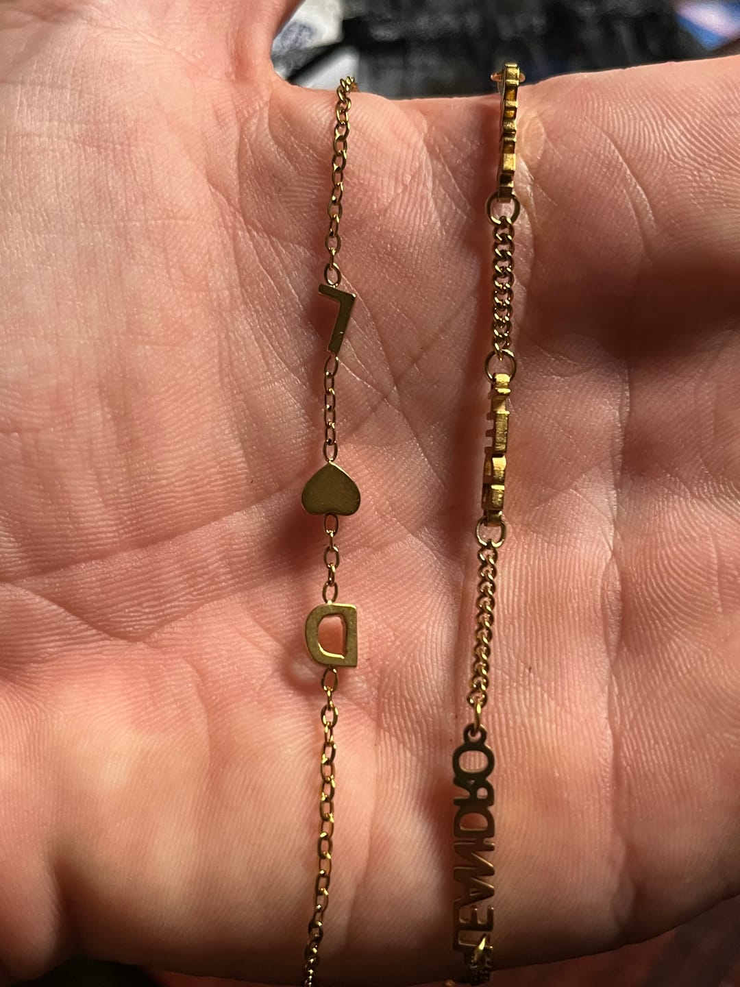 Customer photo review of Pulsera personalizada con nombre