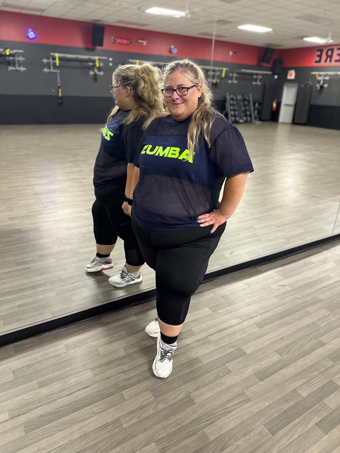 Customer photo review of Jean Jamz Boxy Mesh Top