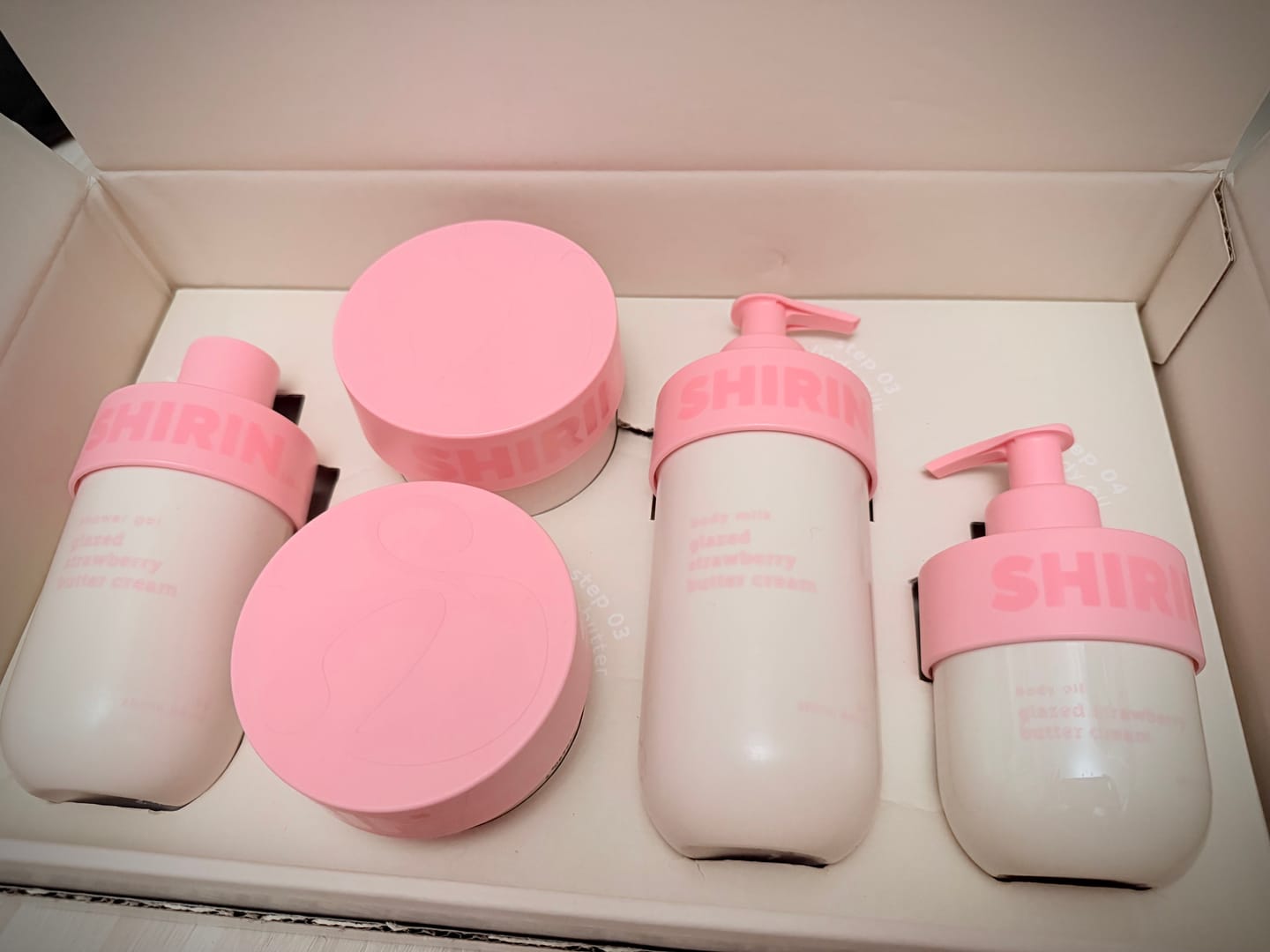 Customer photo review of The Complete Bodycare - 5er Set Glazed Strawberry Butter Cream