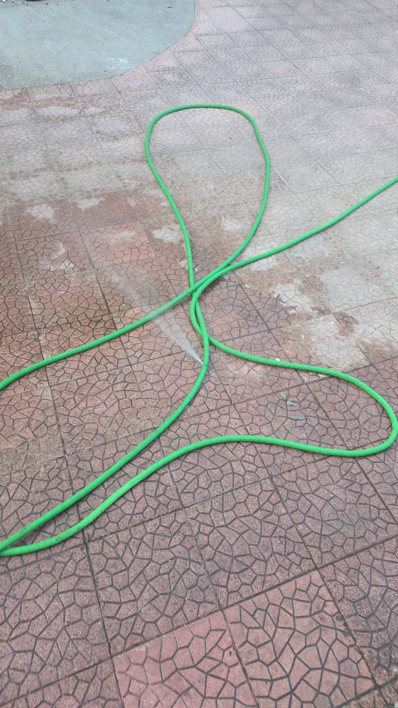 Customer photo review of Tubo magico elasticizzato per giardino