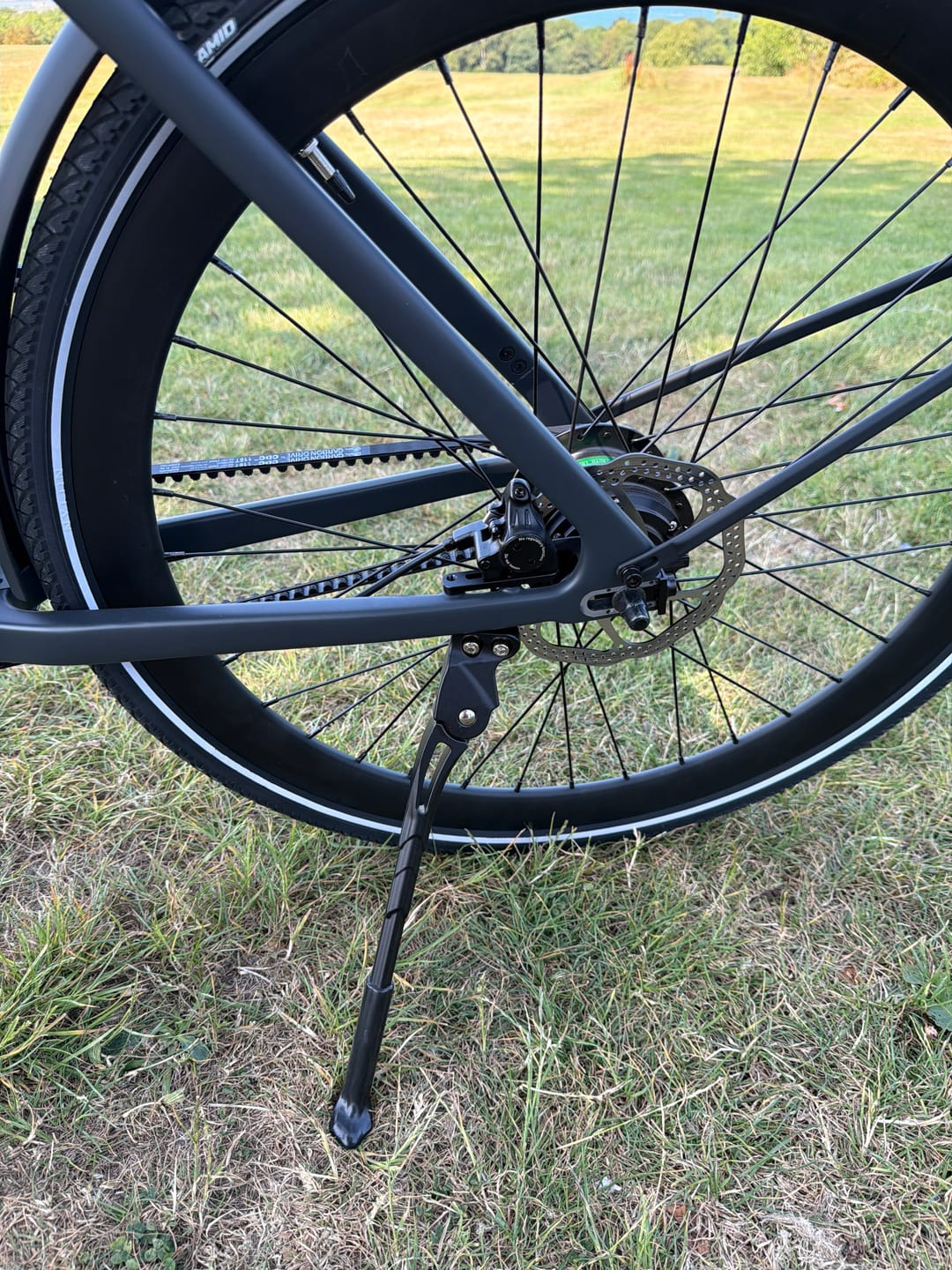 Customer photo review of Tezeus C8 Kickstand