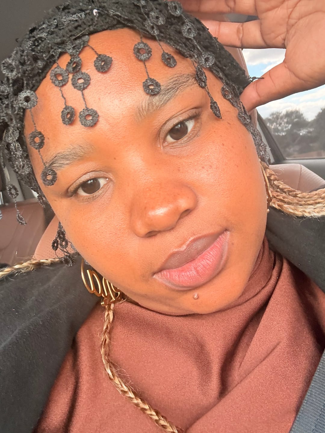 Customer photo review of Gold Era Logo Hoops