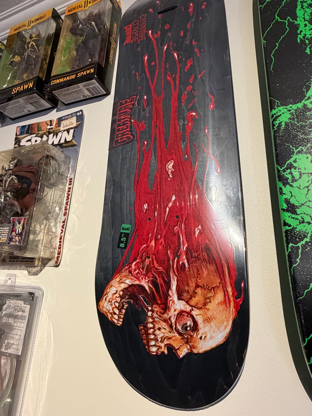 Customer photo review of Creature - Tabla Cannibal Corpse Skull and Blood 8.53x32.19
