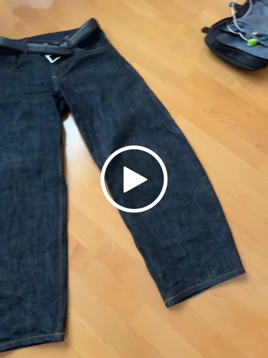 Customer video review of Balloon Pants Raw Denim Blue