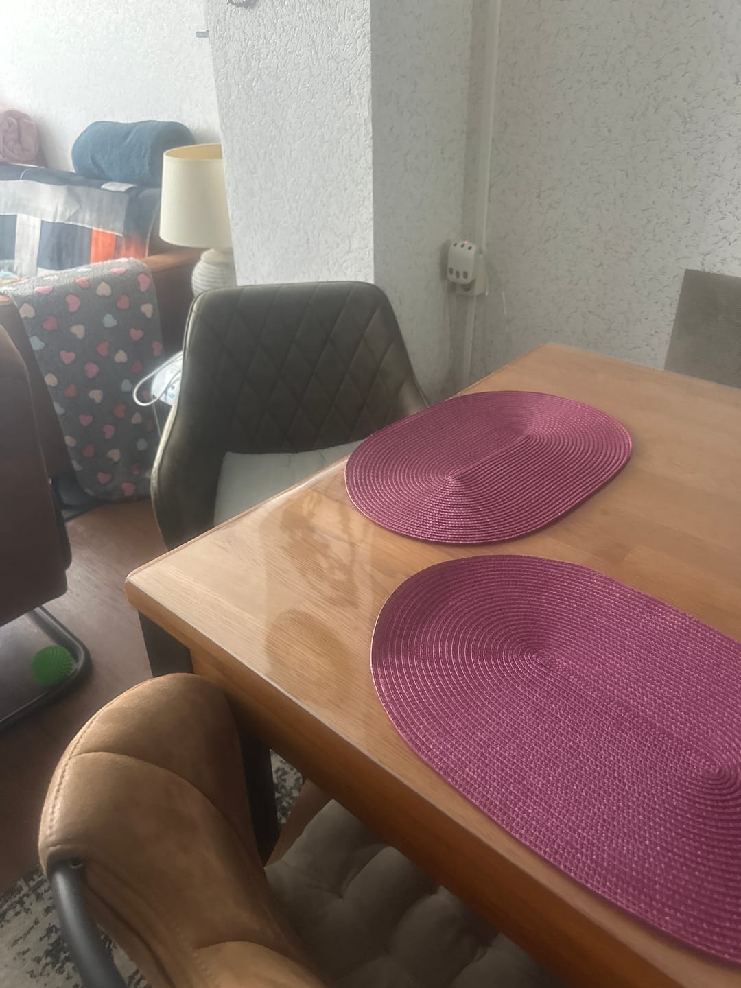 Customer photo review of Brione Draaibare Eetkamerstoel - Groen