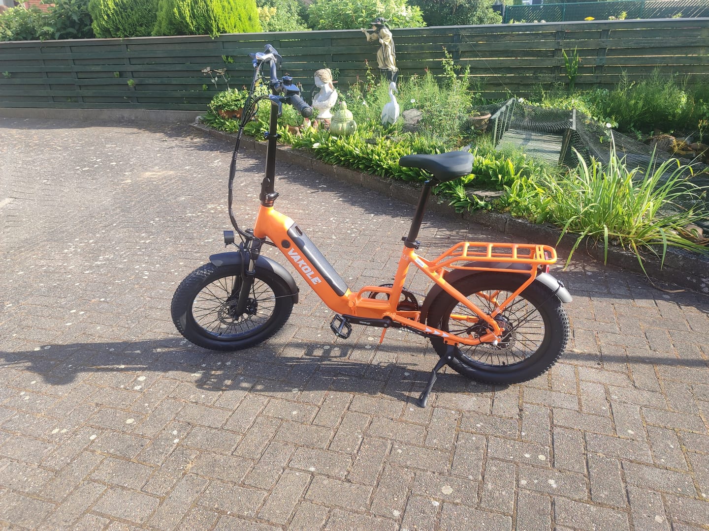 Customer photo review of Vakole VT4 250W 20" Foldable Electric Bike 468Wh Compact Step-through E-bike 36V 13Ah Battery