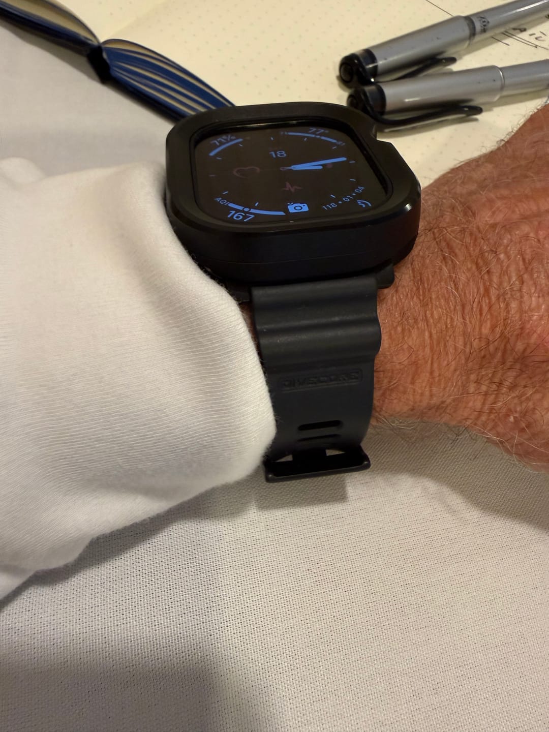 Customer photo review of Divecore - HNBR Rubber - WFL Professional Diving Watch Strap - For Apple Watch - Black