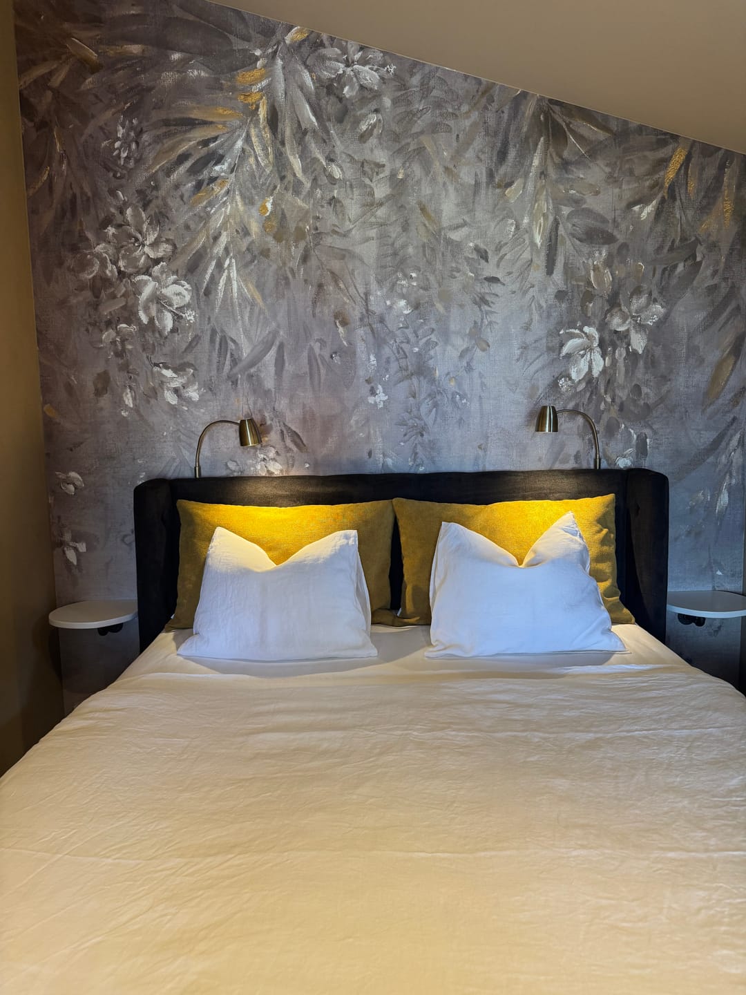 Customer photo review of Cushion Cover 50x80 cm