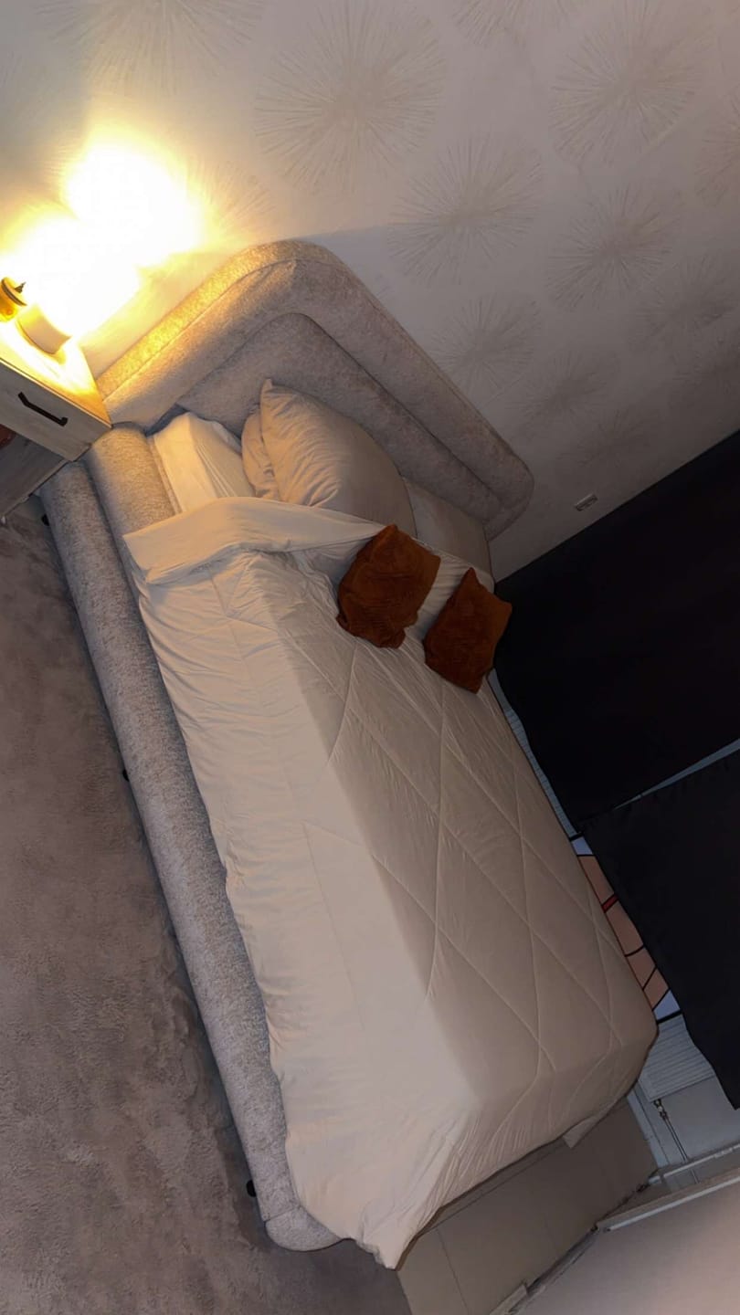 Customer photo review of Boxspring met opbergruimte Luna