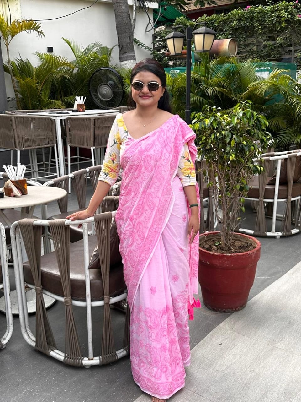 Customer photo review of Pink Chikankari Mulmul Cotton Saree