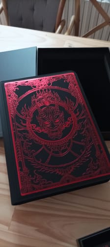 Customer photo review of BLOOD ONI - 9-Pocket Trading Card Binder