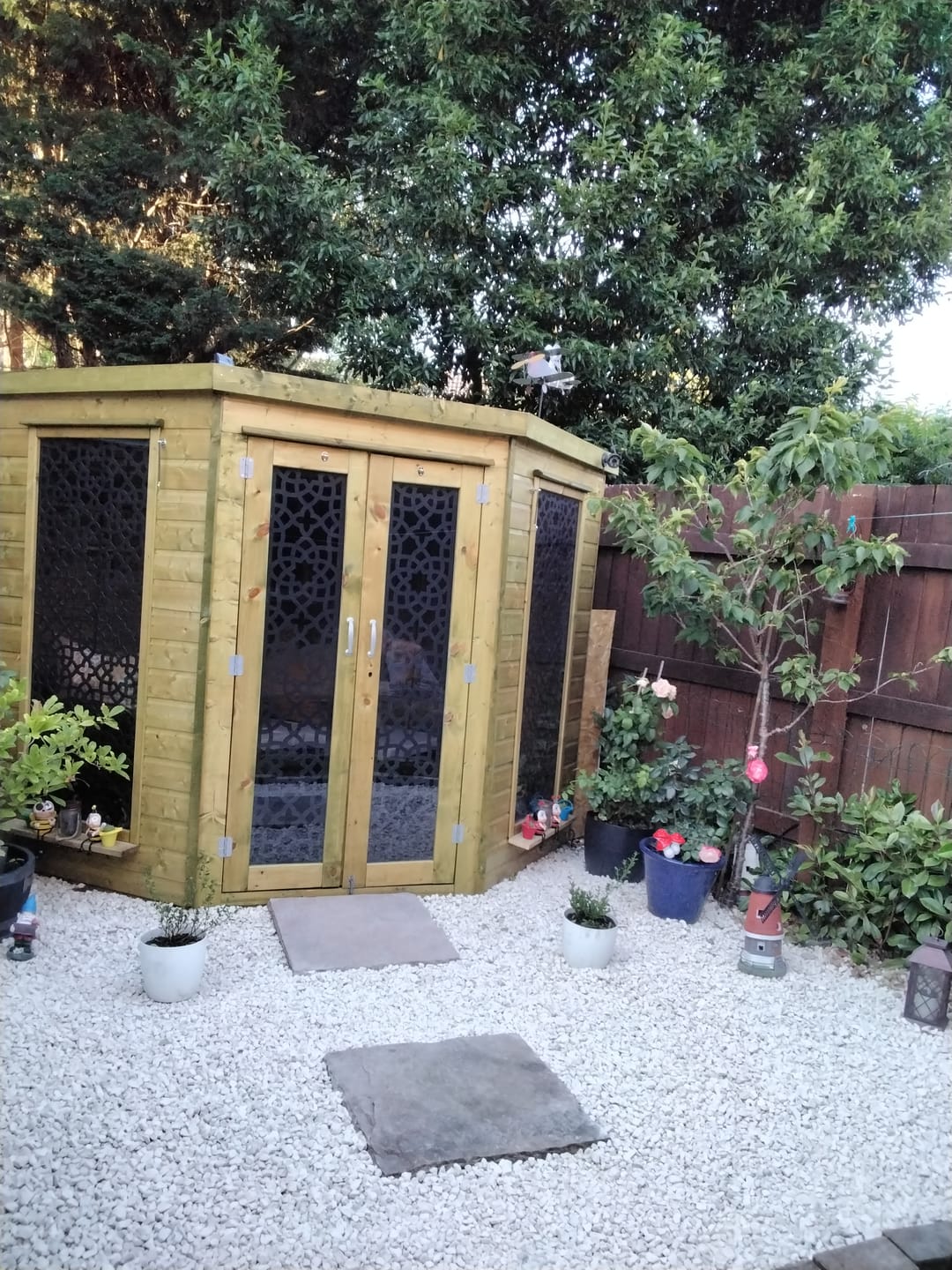 Customer photo review of 3 Black Alhambra Medium Screens - 5mm