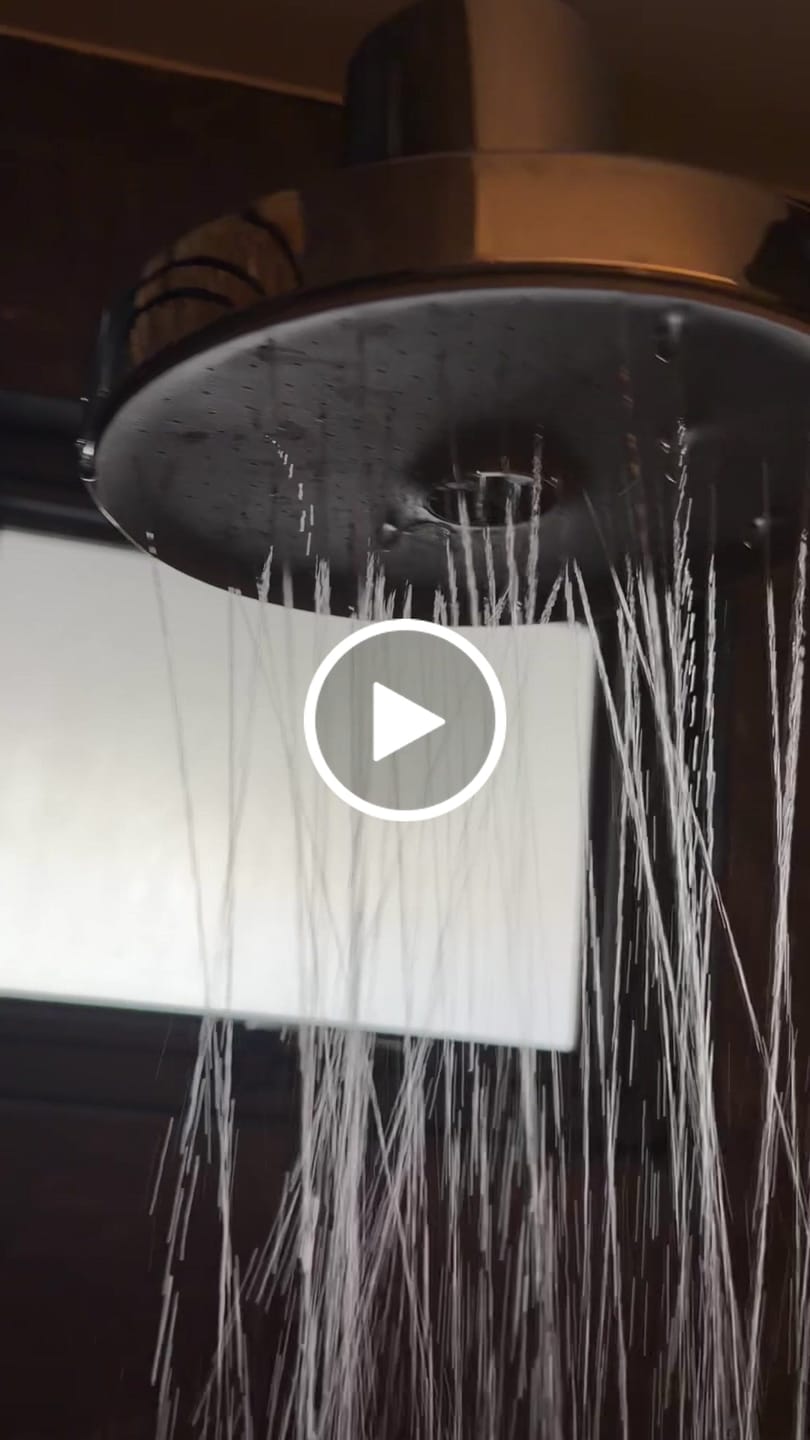 Customer video review of Ducha Purificadora Aguacero