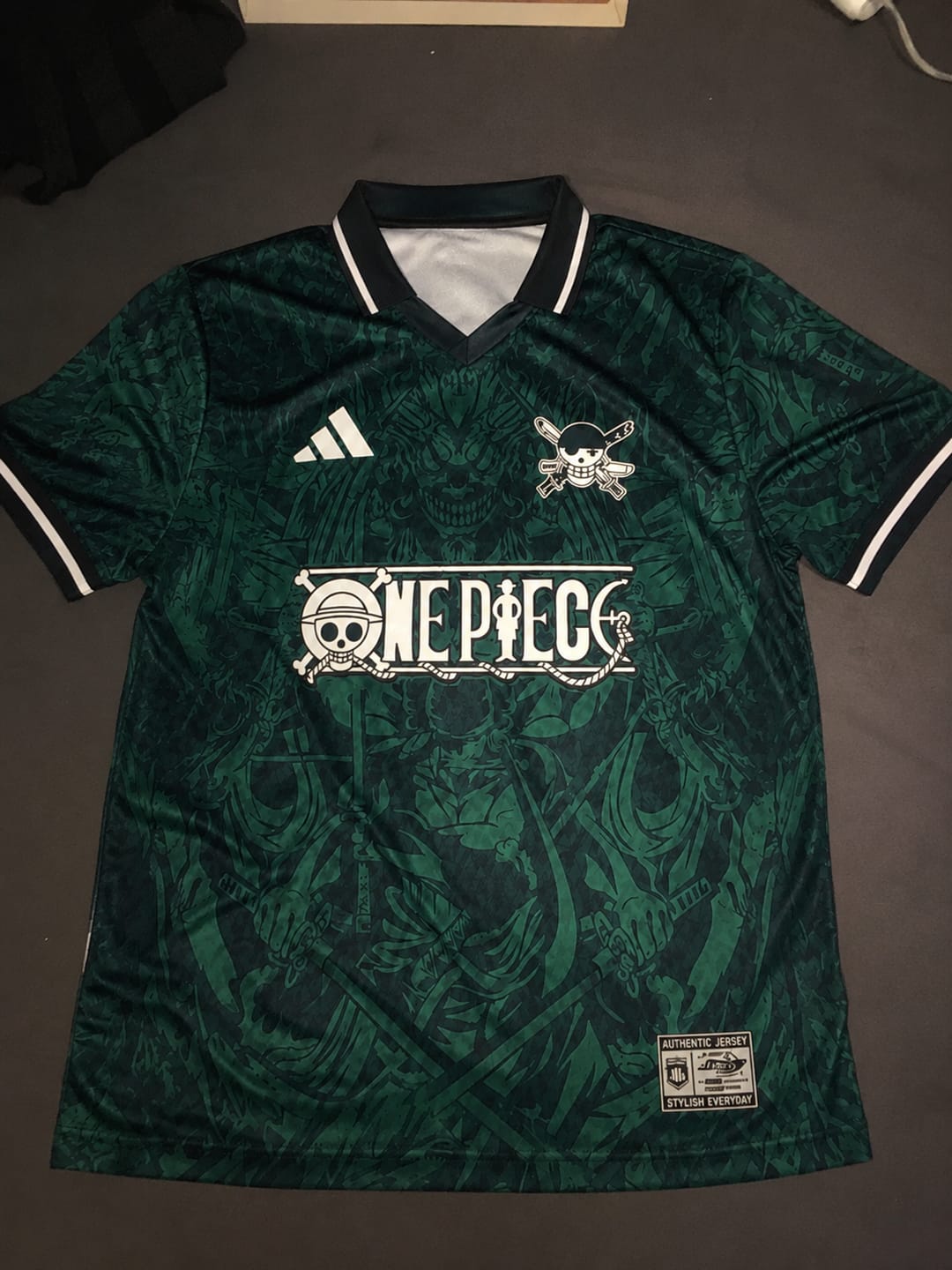 Customer photo review of Camiseta Capitán Levi