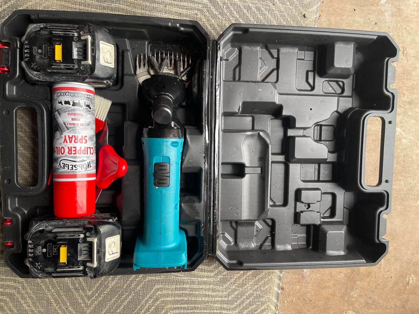 Customer photo review of ONEVAN Cordless 6 Speed 13 Teeth Sheep Shears | For Makita 18V Battery