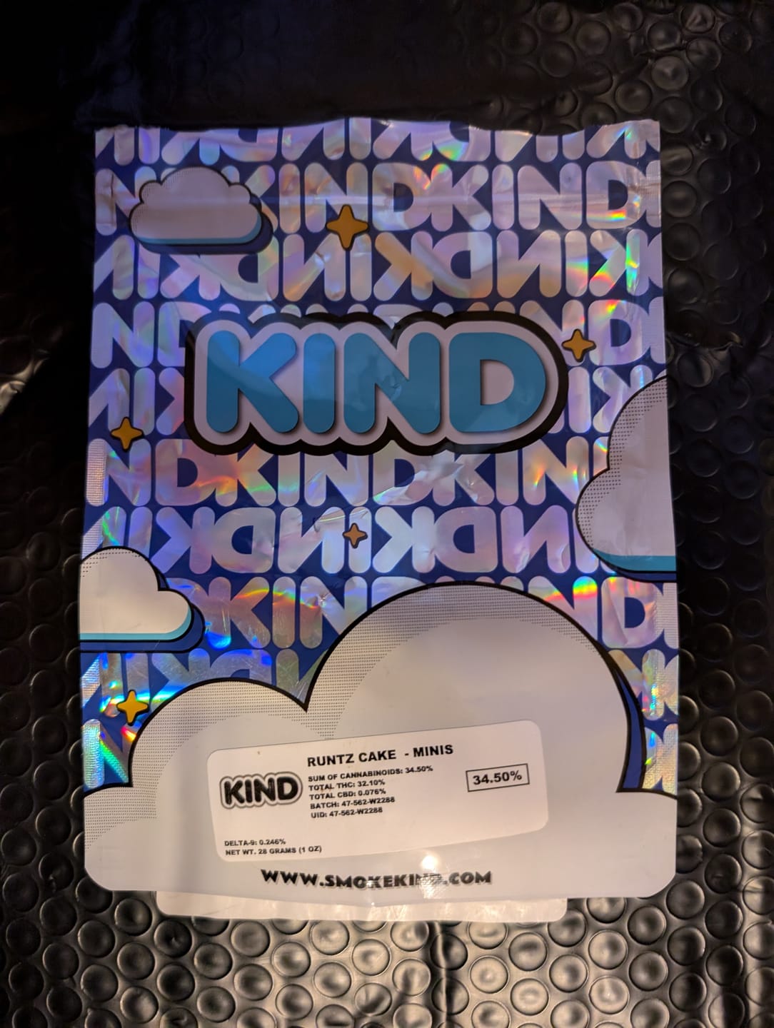 Customer photo review of Runtz Cake - Minis - 28 Grams - Hybrid