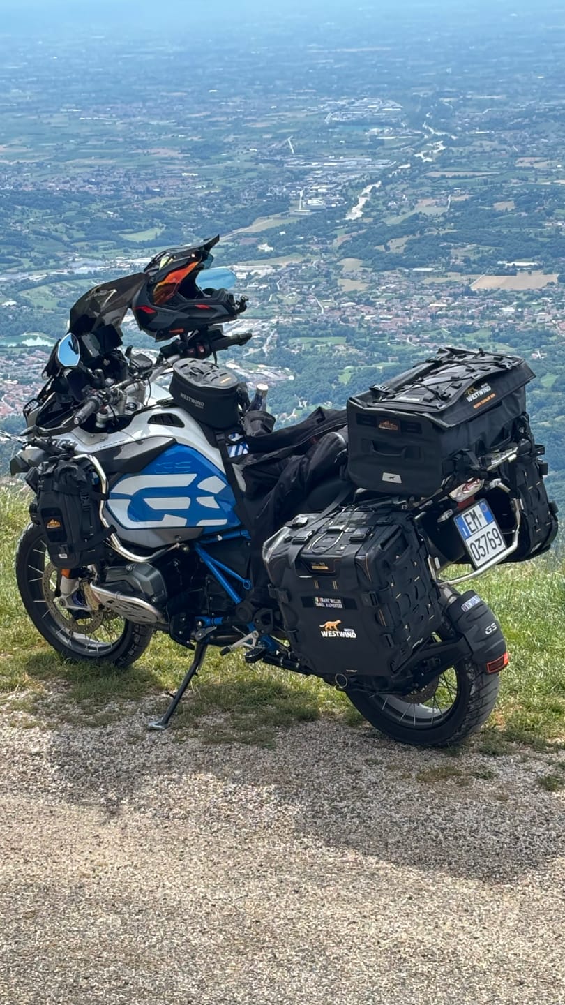 Customer photo review of Heavy Cavalry Panniers Set