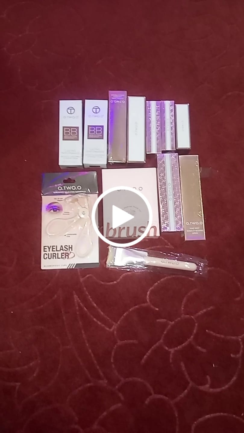 Customer video review of O.TWO.O SKIN SECRET ZERO PORES PRIMER