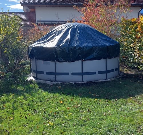 Customer photo review of Poolplanen rund PE Material - grün
