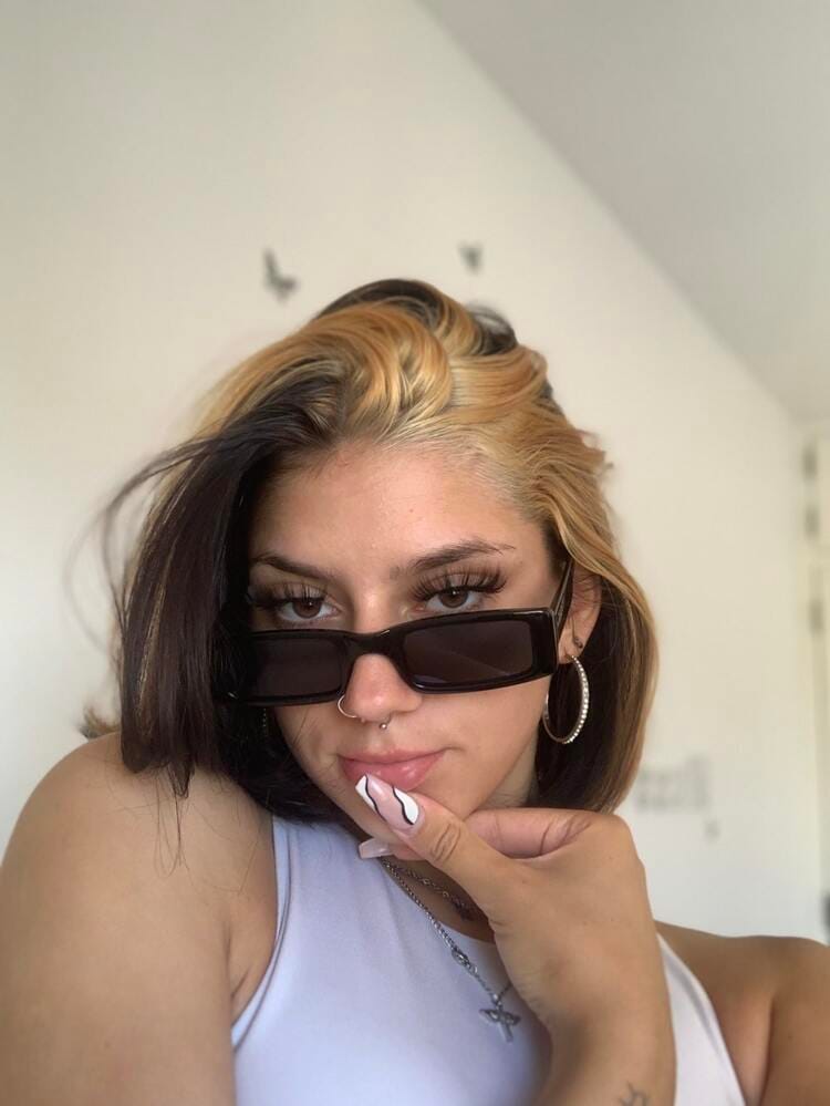 Customer photo review of Lentes de sol - Michel bibi.