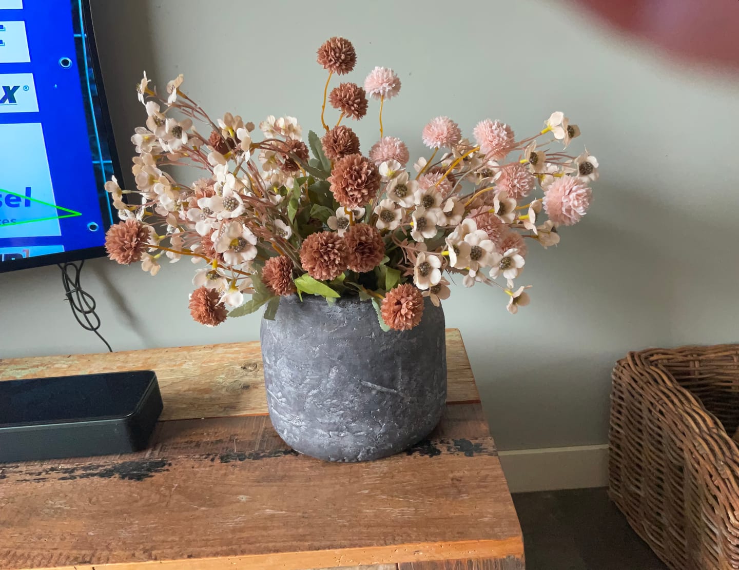Customer photo review of Wax Arrangement - Crème mix