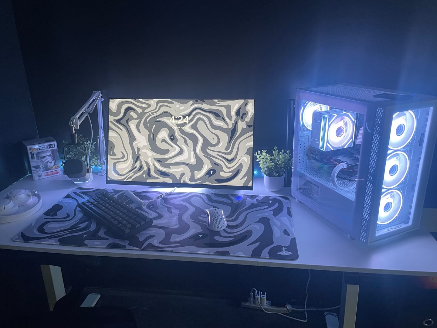 Customer photo review of Liquid Wallpaper Bundle