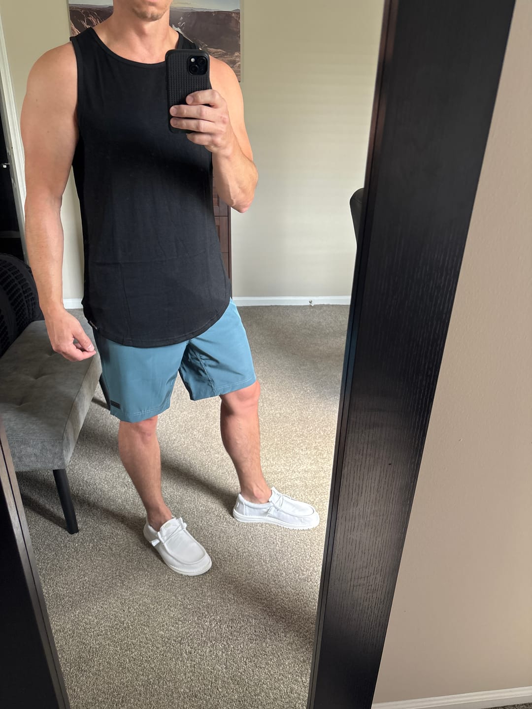 Customer photo review of 021 ESSENTIAL DROP-CUT TANK