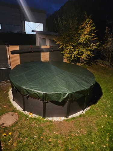 Customer photo review of Poolplanen rund PE Material - grün
