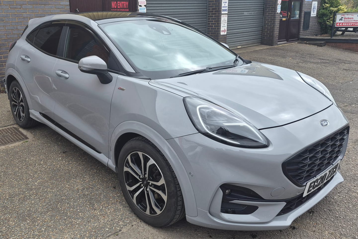 Customer photo review of Auto Clover Wind Deflectors Set for Ford Puma 2019+ (6 pieces)