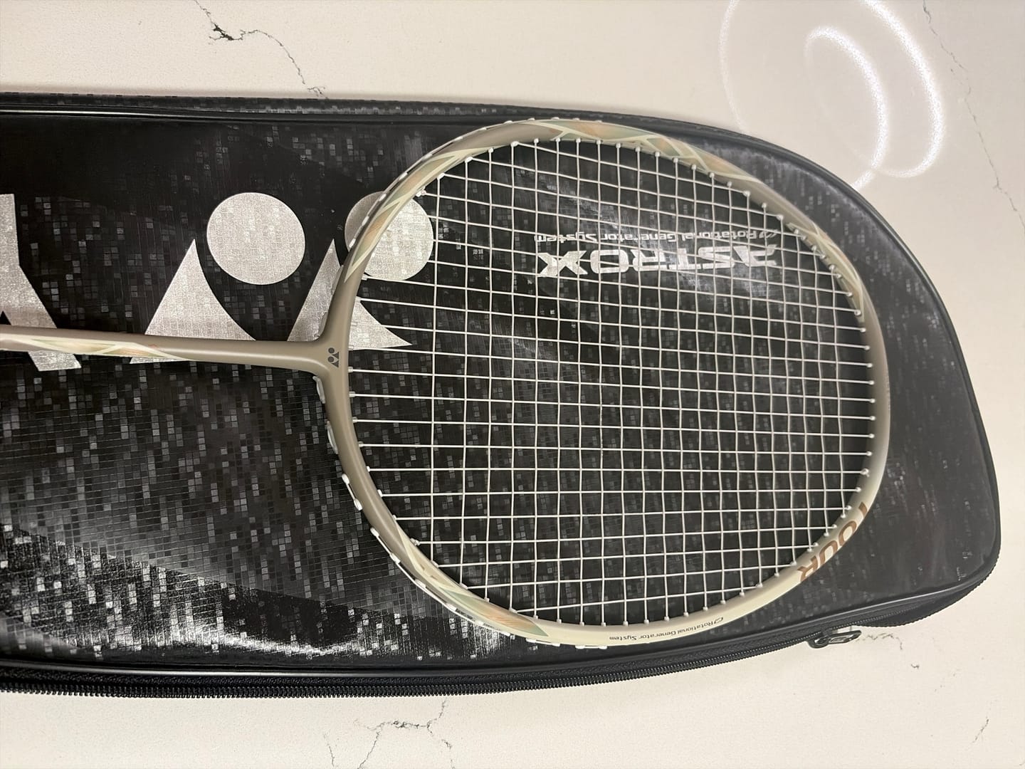Customer photo review of Yonex ASTROX 77 Tour Unstrung Badminton Racket [Light Beige]