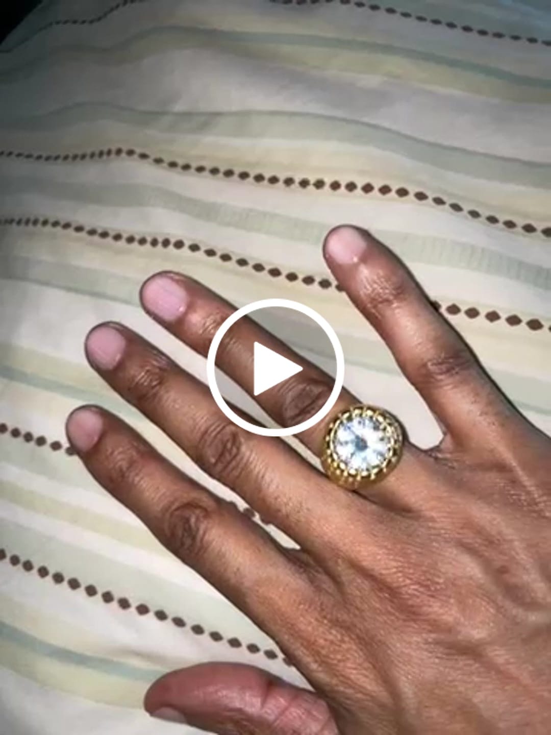 Customer video review of Aurora Crown Ring
