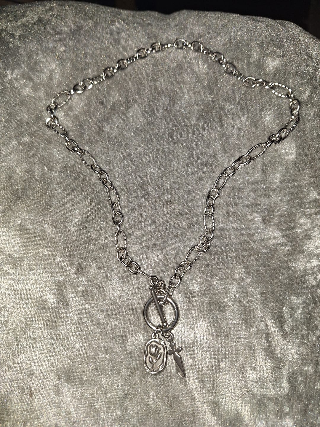 Customer photo review of Rose Thorn