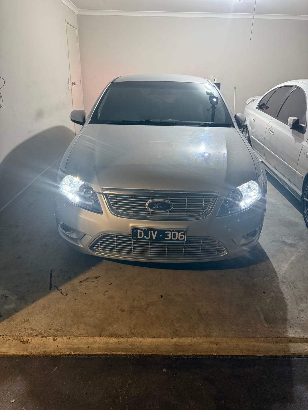 Customer photo review of T10 LED Bulb