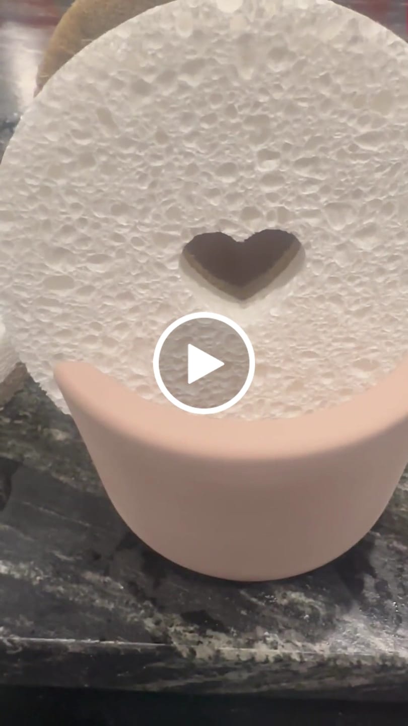 Customer video review of Bundle & Save! 4 pk Plant-Based Oval Heart Sponges + Diatomite Sponge Holder | Reduce Toxins in Your Kitchen