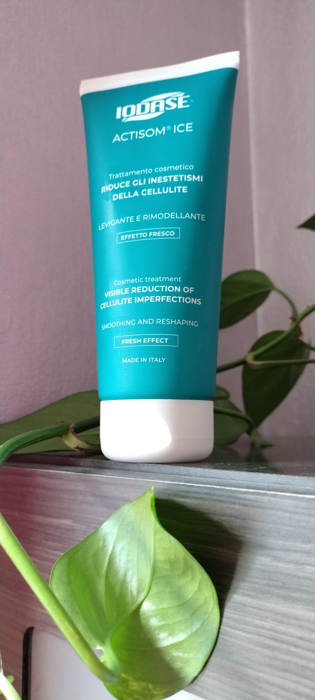 Customer photo review of Crema cellulite effetto fresco