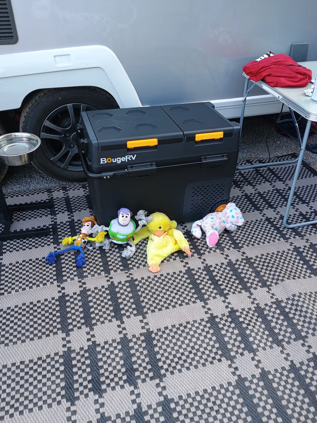 Customer photo review of BougeRV New CRD2 V2.0 49L Dual Zone 12V Portable Fridge Freezer