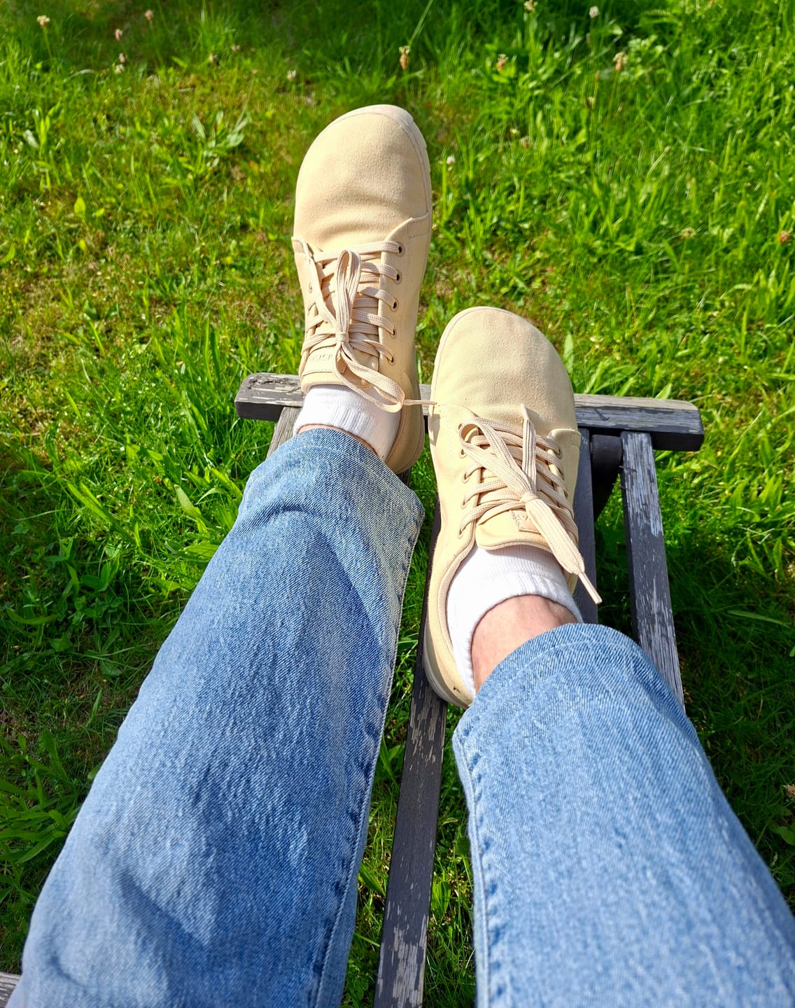 Customer photo review of Vaistoa Rento 2 -paljasjalkatennarit
