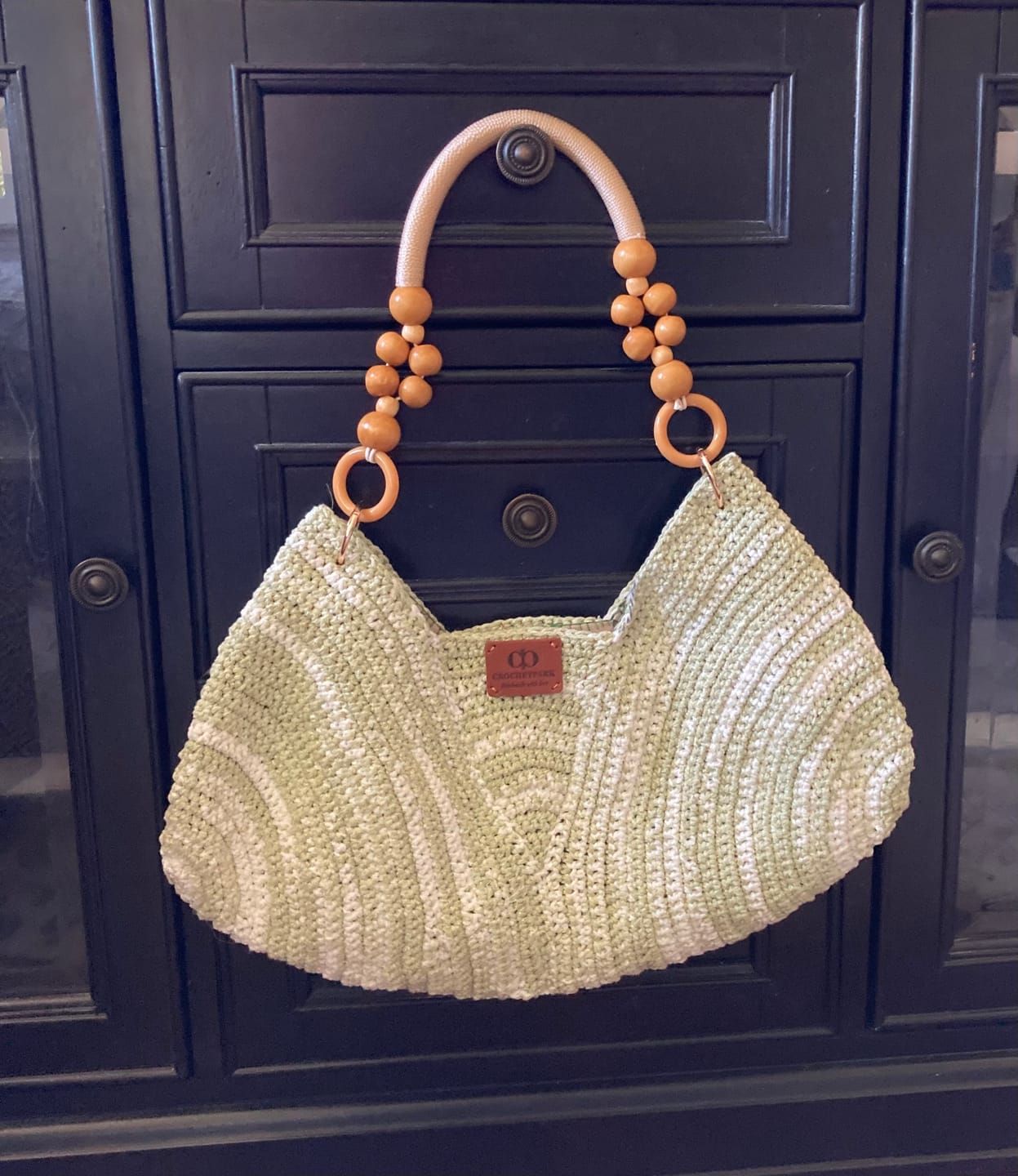 Customer photo review of Summer Conch Hobo Crochet Kit