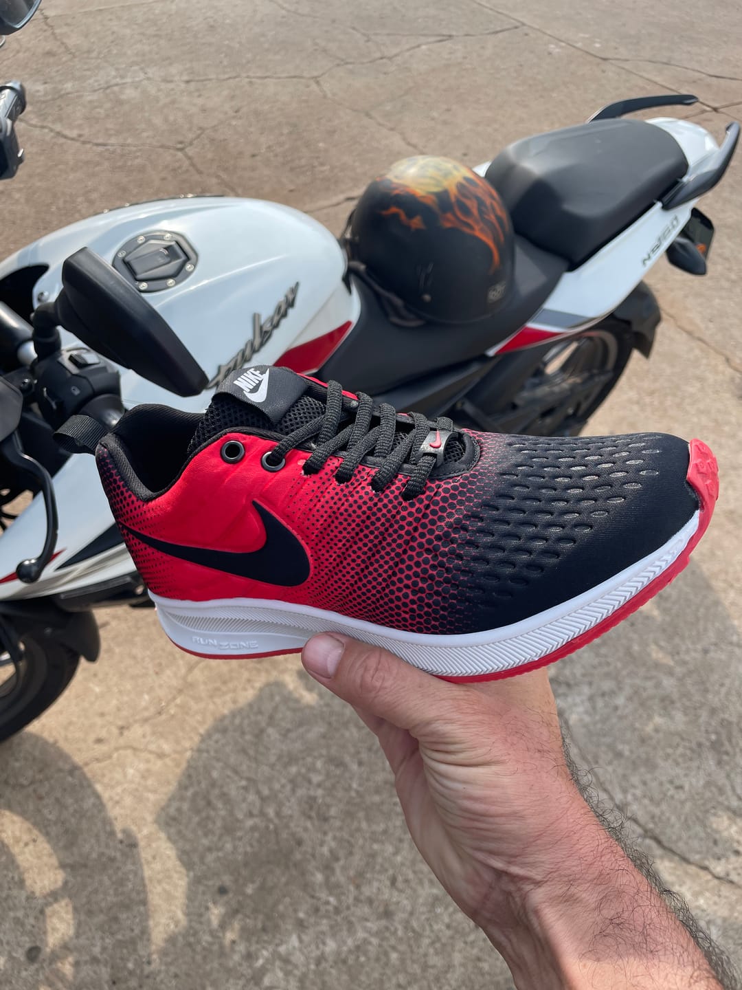 Customer photo review of Tenis 012 Rey Negro Rey