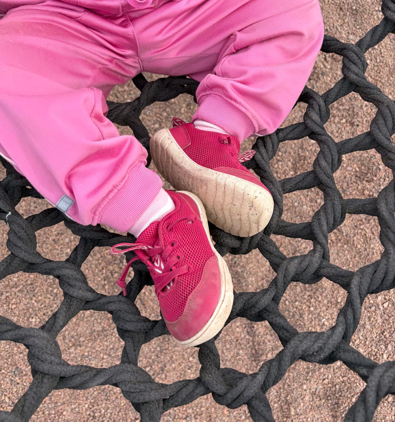 Customer photo review of Vaistoa Kiva lasten paljasjalkatennarit