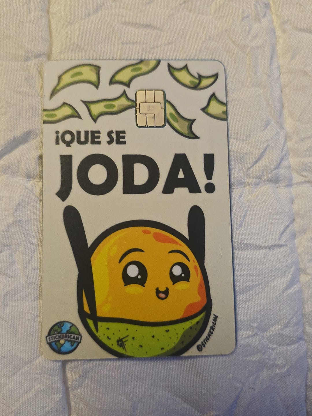 Customer photo review of Que Se Joda - Sticker para Tarjeta de Crédito