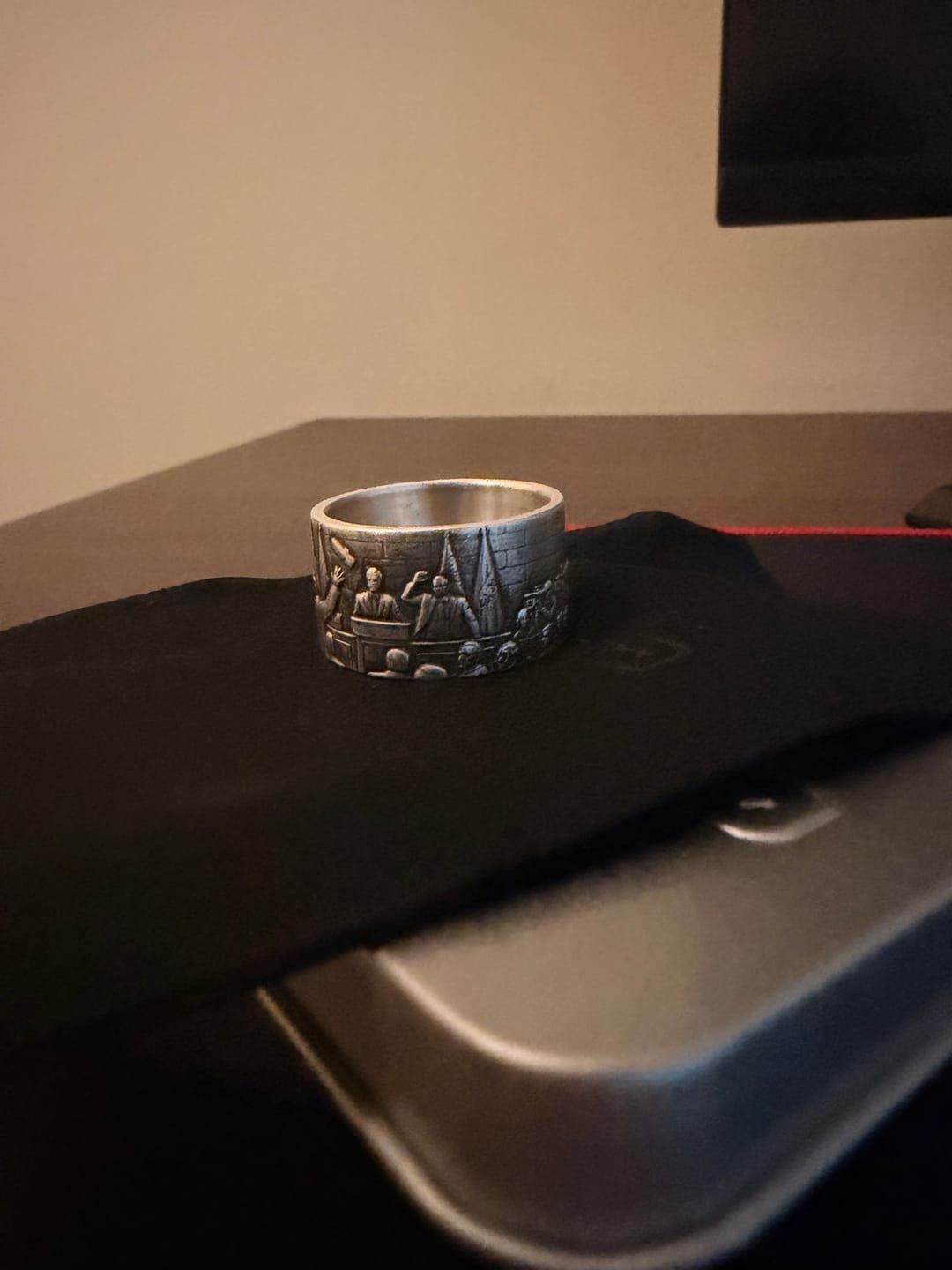 Customer photo review of The "Farewell Kiss" Ring -Oxidized 925 Sterling Silver or Stainless Steel