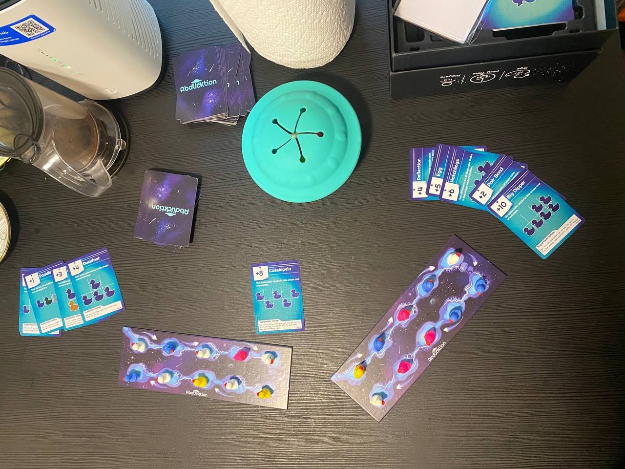 Customer photo review of Abducktion: A Weirdly Strategic Game of Duck Kidnapping
