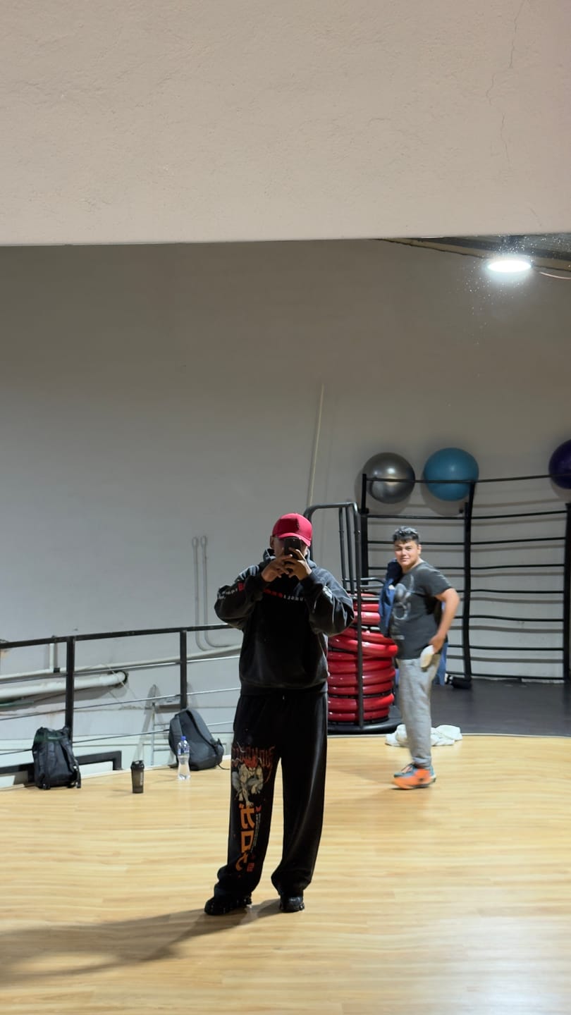 Customer photo review of 2017 - One Punch Man Sweats