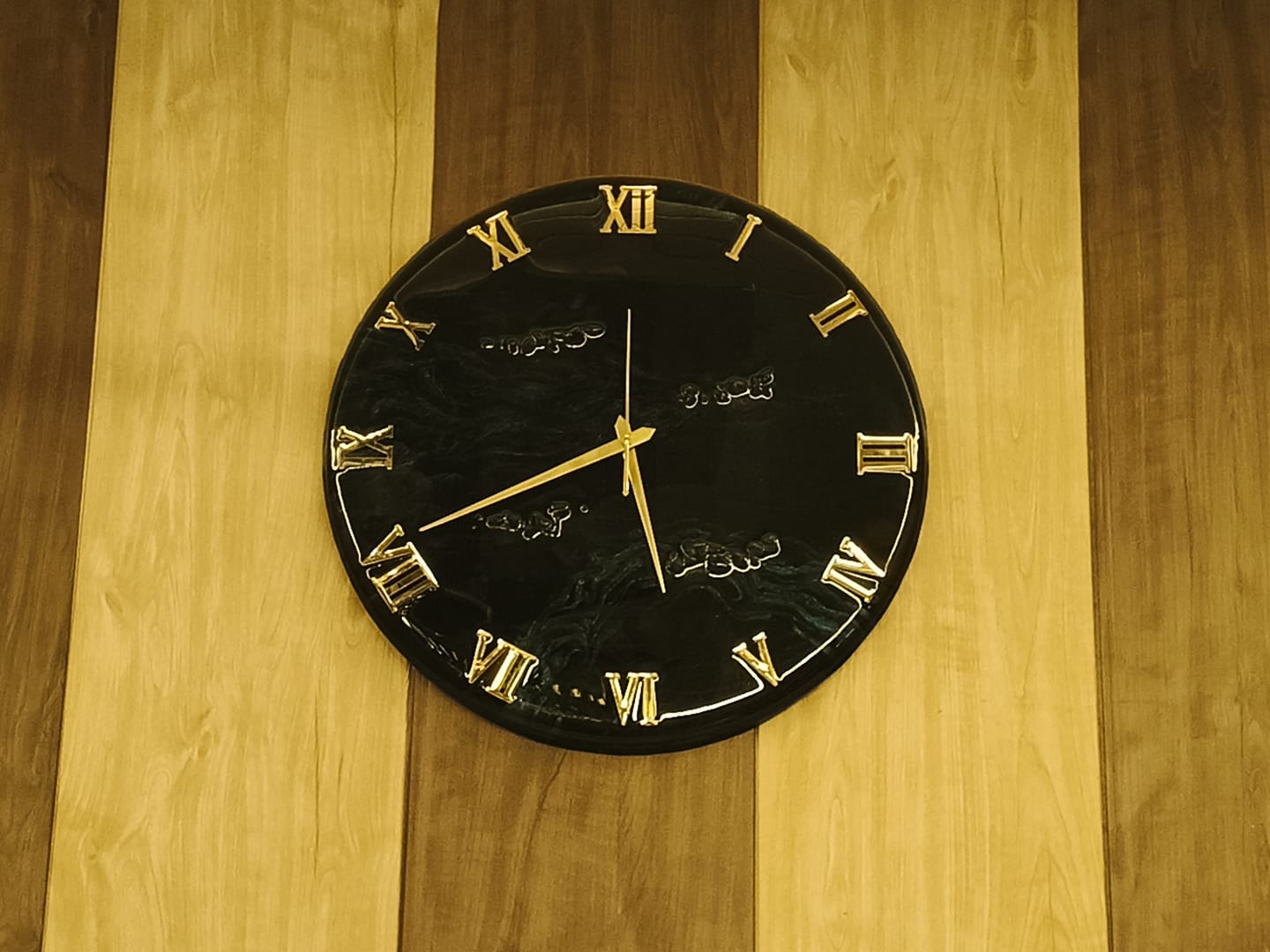Customer photo review of Lush Forest Silent Clock