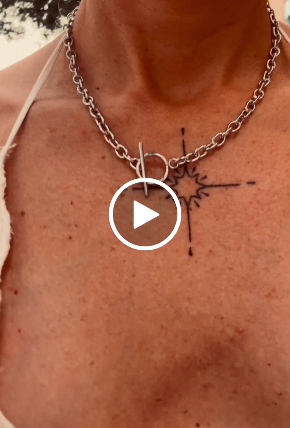 Customer video review of Collar Crossed